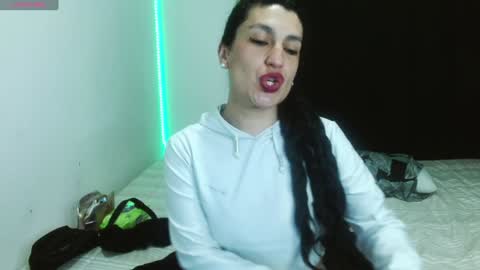 Cristina online show from 01/07/25, 01:28