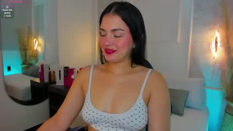 C R I S T I N A online show from 07/10/26, 02:16