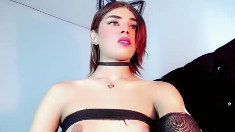 Snapshot of cristinadollsex chatting on 01/04/25, 12:16 Cristinadollsex online show from 01/04/25, 12:16