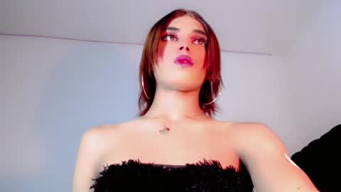 Snapshot of cristinadollsex chatting on 01/05/25, 11:26 Cristinadollsex online show from 01/05/25, 11:26