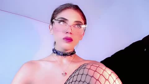 Snapshot of cristinadollsex chatting on 01/19/25, 09:01 Cristinadollsex online show from 01/19/25, 09:01