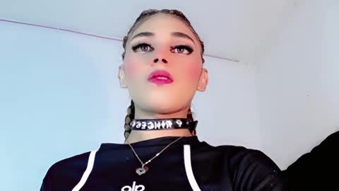 Snapshot of cristinadollsex chatting on 02/02/25, 08:57 Cristinadollsex online show from 02/02/25, 08:57