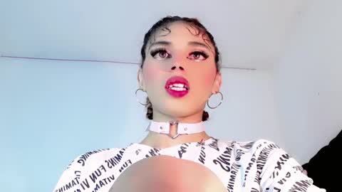 Snapshot of cristinadollsex chatting on 02/12/25, 02:03 Cristinadollsex online show from 02/12/25, 02:03