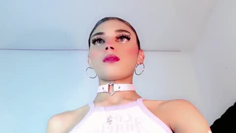 Snapshot of cristinadollsex chatting on 02/15/25, 05:19 Cristinadollsex online show from 02/15/25, 05:19