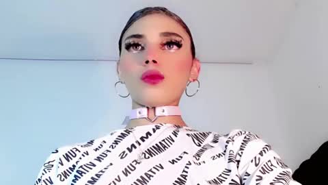 Snapshot of cristinadollsex chatting on 02/15/25, 08:22 Cristinadollsex online show from 02/15/25, 08:22