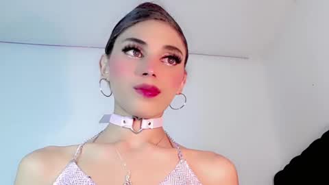 Snapshot of cristinadollsex chatting on 02/16/25, 10:10 Cristinadollsex online show from 02/16/25, 10:10