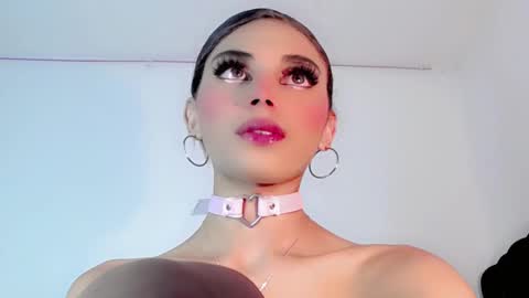 Snapshot of cristinadollsex chatting on 02/16/25, 01:16 Cristinadollsex online show from 02/16/25, 01:16