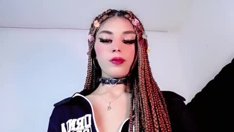 Snapshot of cristinadollsex chatting on 03/06/25, 05:22 Cristinadollsex online show from 03/06/25, 05:22