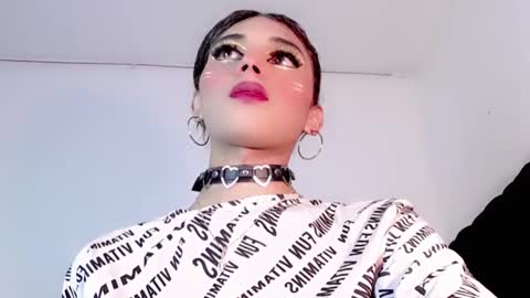 Snapshot of cristinadollsex chatting on 03/09/25, 03:32 Cristinadollsex online show from 03/09/25, 03:32