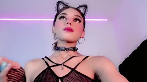 Snapshot of cristinadollsex chatting on 03/11/25, 12:11 Cristinadollsex online show from 03/11/25, 12:11