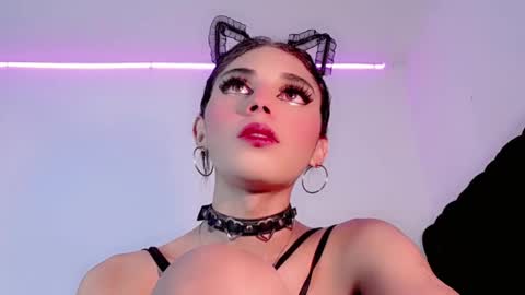 Snapshot of cristinadollsex chatting on 03/11/25, 06:21 Cristinadollsex online show from 03/11/25, 06:21