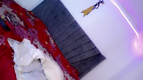 Snapshot of cristinadollsex chatting on 09/11/25, 07:08 Cristinadollsex online show from 09/11/25, 07:08