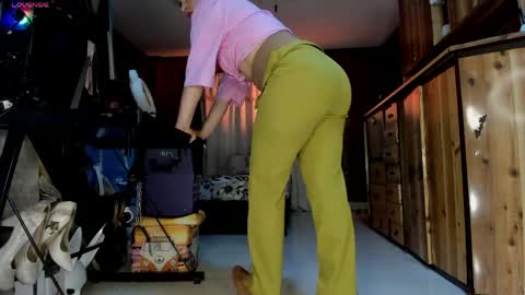 Snapshot of cristinavanegas chatting on 03/10/26, 09:53 Julieta online show from 03/10/26, 09:53
