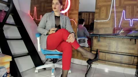 Snapshot of cristinavanegas chatting on 04/22/26, 09:38 Julieta online show from 04/22/26, 09:38
