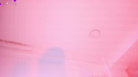 Snapshot of cristinerain chatting on 06/05/26, 06:52 CristineRain online show from 06/05/26, 06:52