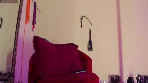 Snapshot of cristinsmith chatting on 03/10/25, 04:57 Cristin online show from 03/10/25, 04:57