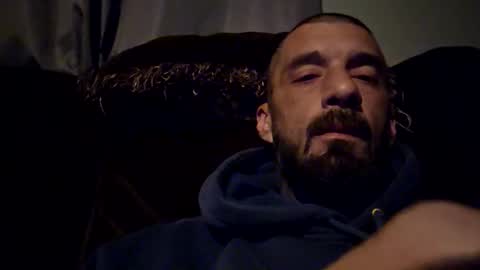 Snapshot of cristo8inch chatting on 11/29/25, 01:52 cristo8inch online show from 11/29/25, 01:52