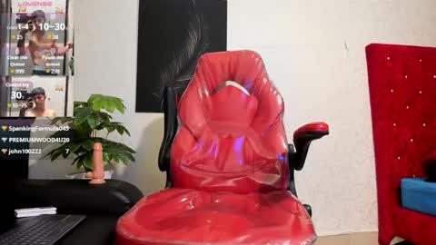 Snapshot of cristopher23_ chatting on 01/20/25, 11:10 cristopher23 online show from 01/20/25, 11:10