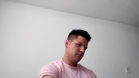 Snapshot of cristopher3042 chatting on 02/05/25, 04:14 cristopher3042 online show from 02/05/25, 04:14