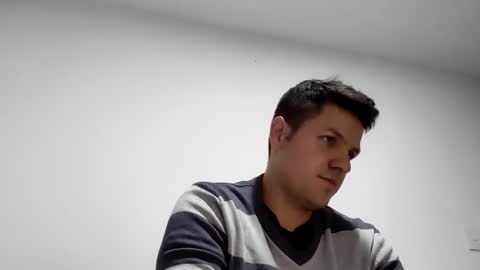 Snapshot of cristopher3042 chatting on 02/20/25, 02:07 cristopher3042 online show from 02/20/25, 02:07