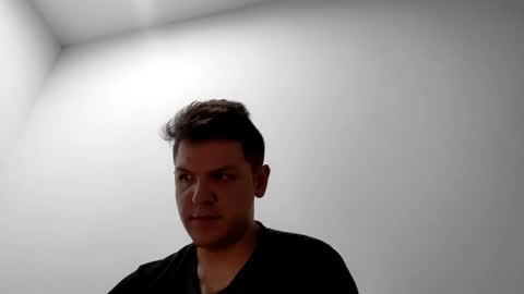 Snapshot of cristopher3042 chatting on 10/08/25, 04:10 cristopher3042 online show from 10/08/25, 04:10