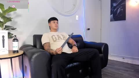 Cristopher online show from 06/04/26, 02:23