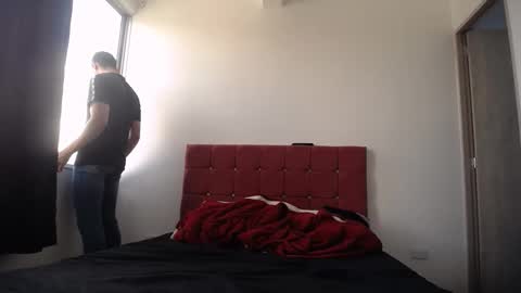 crisyoha4020 online show from 11/30/25, 07:51