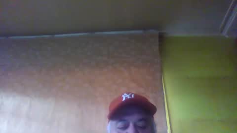crmperez online show from 12/01/24, 11:04