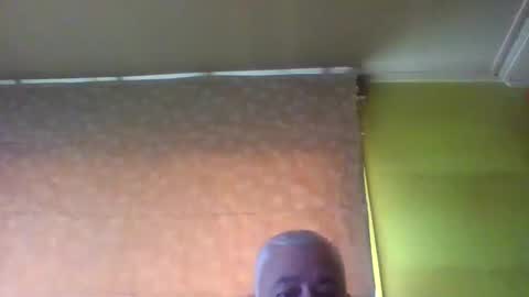 crmperez online show from 12/04/24, 05:44