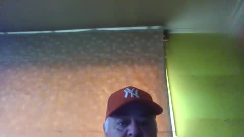 crmperez online show from 01/20/25, 08:18