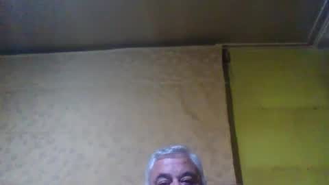 crmperez online show from 01/31/25, 01:43