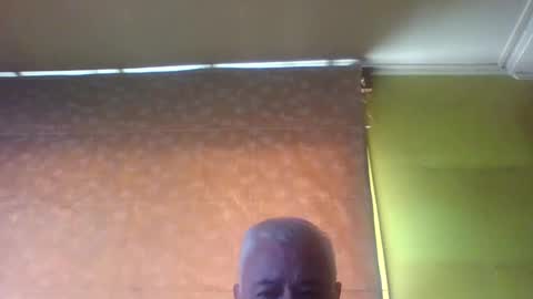 crmperez online show from 02/04/25, 05:34