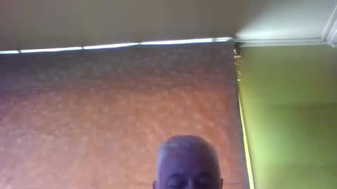 crmperez online show from 02/08/25, 05:08