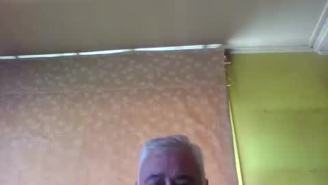 crmperez online show from 02/27/25, 06:53