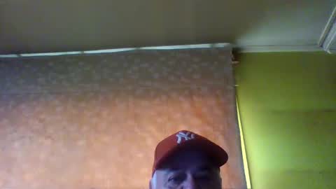 crmperez online show from 03/06/25, 05:54