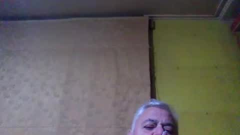 crmperez online show from 07/11/26, 02:03