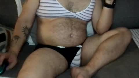 Snapshot of crossdressercrowe chatting on 02/13/25, 02:56 Insta theramonacrowecd online show from 02/13/25, 02:56