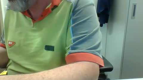 Crouch1 online show from 06/10/26, 10:14
