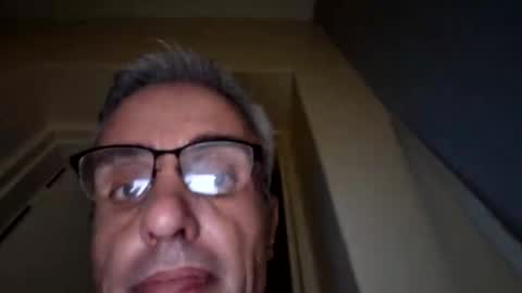 Crucut online show from 01/13/25, 03:23