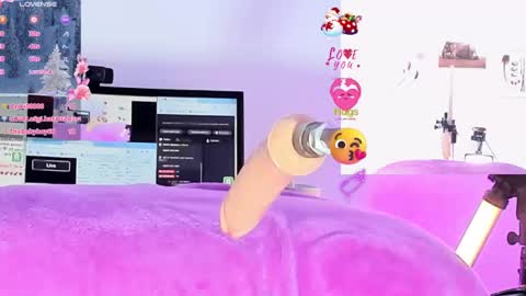 Mia online show from 12/28/24, 02:01