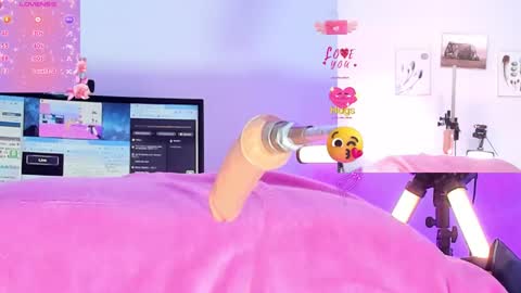 Mia online show from 01/15/25, 09:41