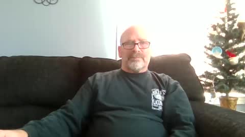 fun guy online show from 12/24/24, 06:28