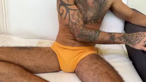 cruz_hunterxxx online show from 06/14/26, 07:49