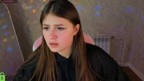 Snapshot of crystal__lacee chatting on 03/19/26, 01:20 Crystal Lacee online show from 03/19/26, 01:20