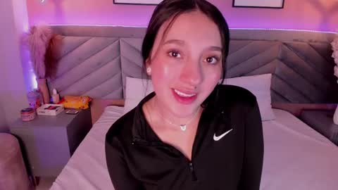 crystal_collinss_ online show from 03/06/25, 02:18