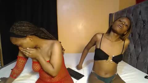 Snapshot of crystal_erica chatting on 10/16/25, 05:08 erica and Hami online show from 10/16/25, 05:08