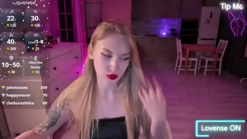 Snapshot of crystal_maiden0 chatting on 02/08/25, 12:39 crystal maiden0 online show from 02/08/25, 12:39