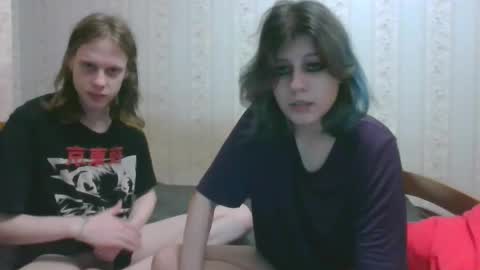 Crystal and Marcl online show from 12/04/24, 08:18