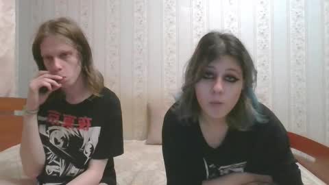 Crystal and Marcl online show from 12/05/24, 06:00