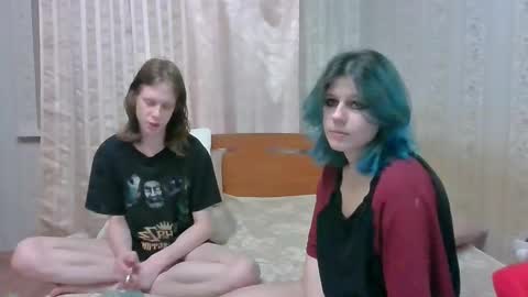 Crystal and Marcl online show from 12/11/24, 09:45